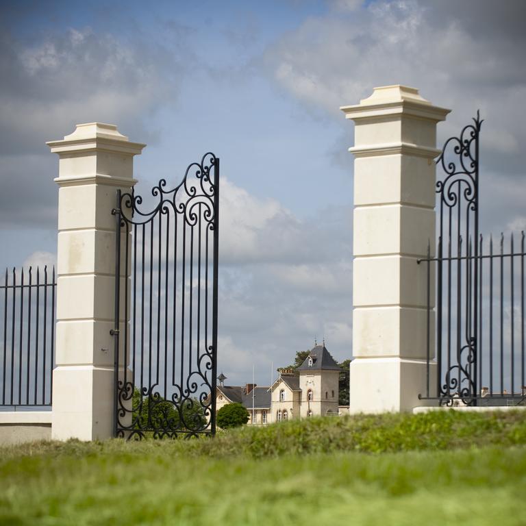 Domaine De La Soucherie - Chambres D'Hotes Beaulieu-sur-Layon ภายนอก รูปภาพ